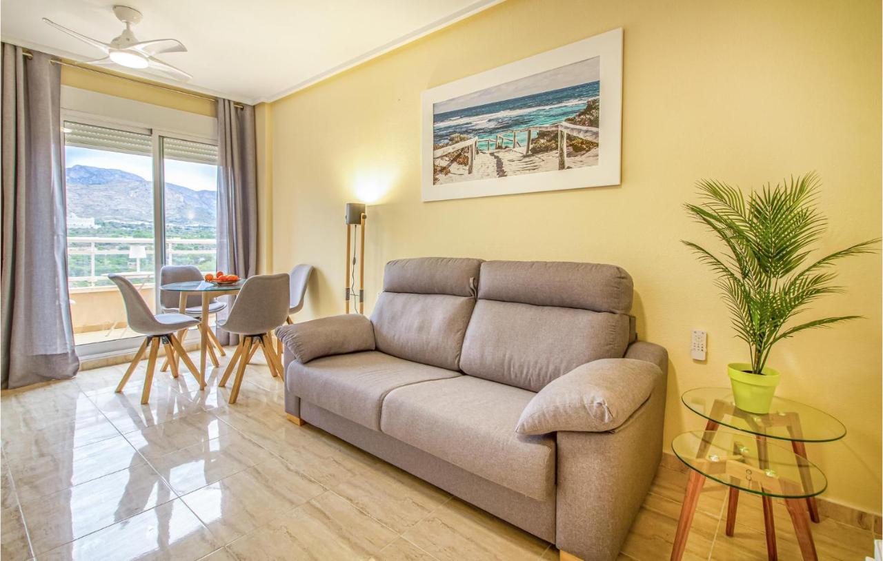 1 Bedroom Cozy In Apartment Benidorm