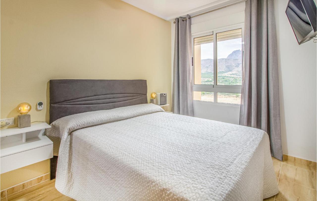 1 Bedroom Cozy In *
